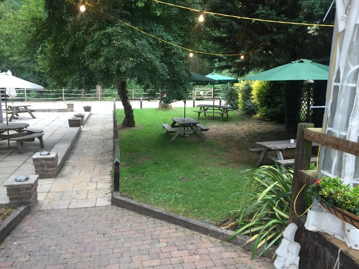 Luxury tent Bell Tent Glamping At Marwell Resort Winchester United Kingdom