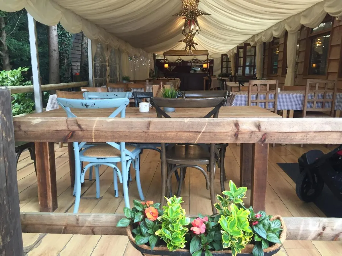 Bell Tent Glamping At Marwell Resort Winchester Luxury tent